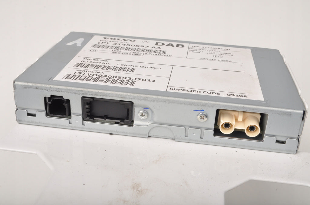 VOLVO V40 II ANTENNA AMPLIFIER DAB 31450597