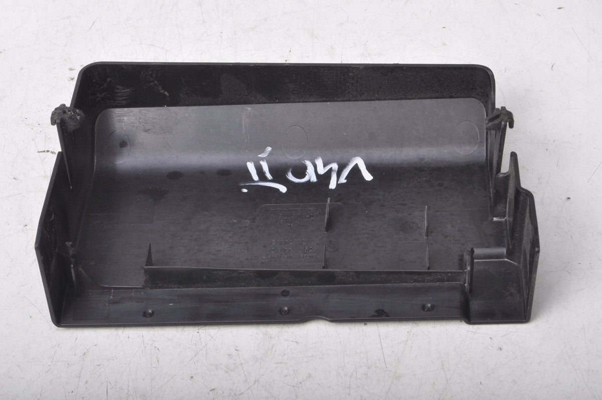 VOLVO V40 II BATTERY COVER 31328974