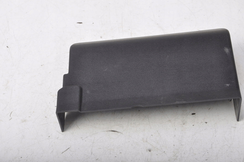 VOLVO V40 II BATTERY COVER 31328974