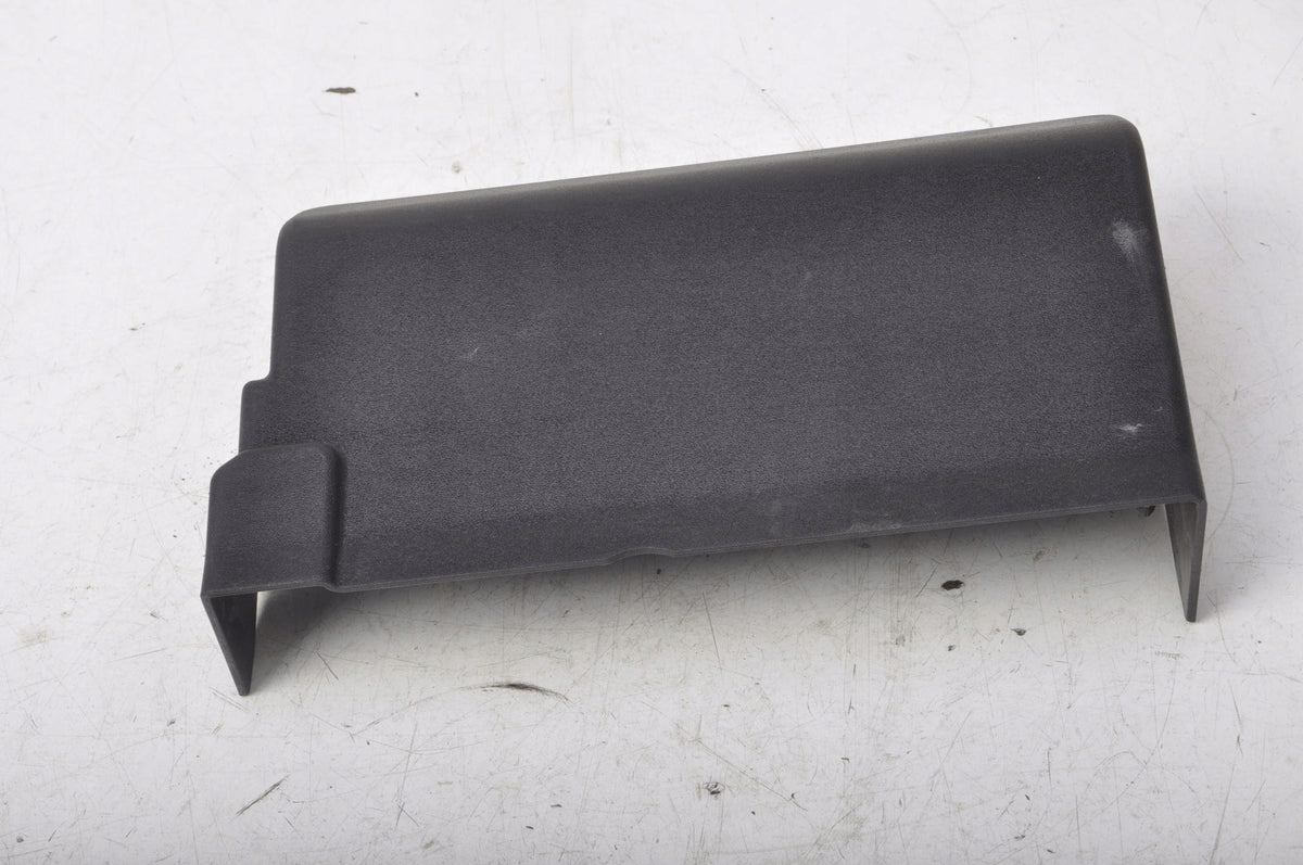 VOLVO V40 II BATTERY COVER 31328974