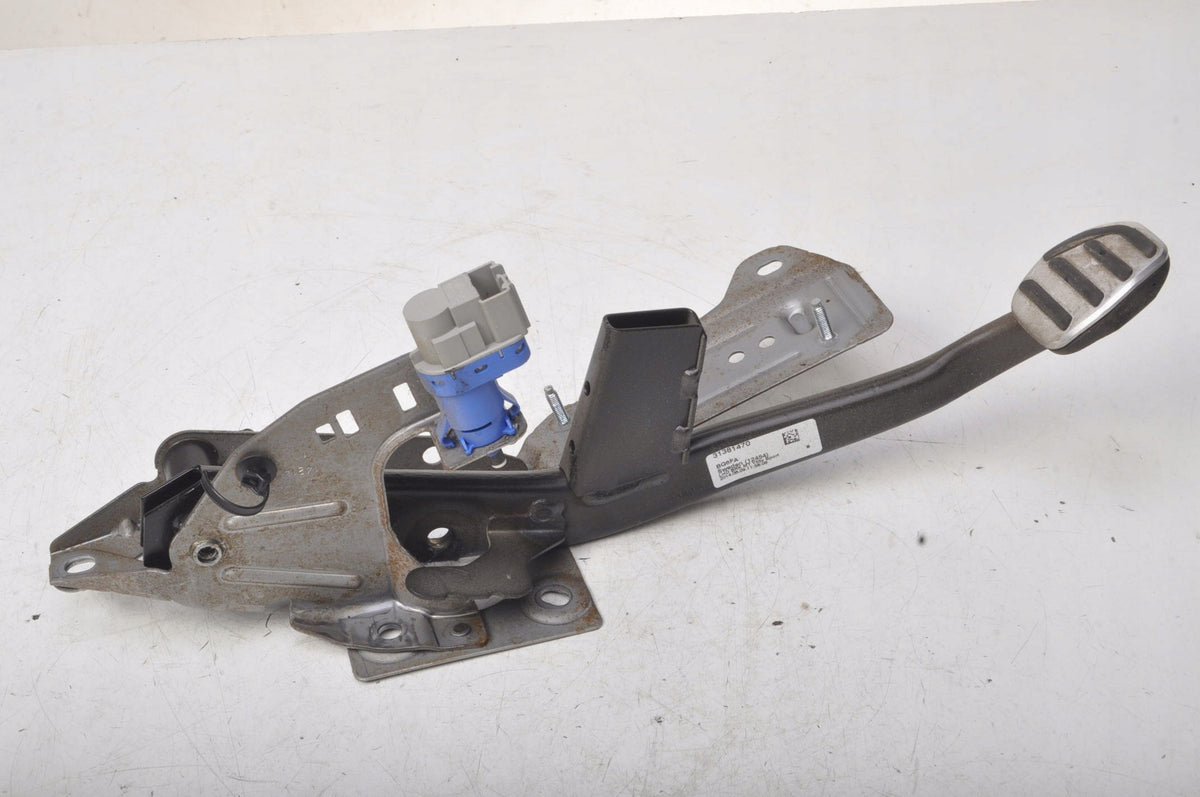 VOLVO V40 II BRAKE PEDAL EUROPA 31381470