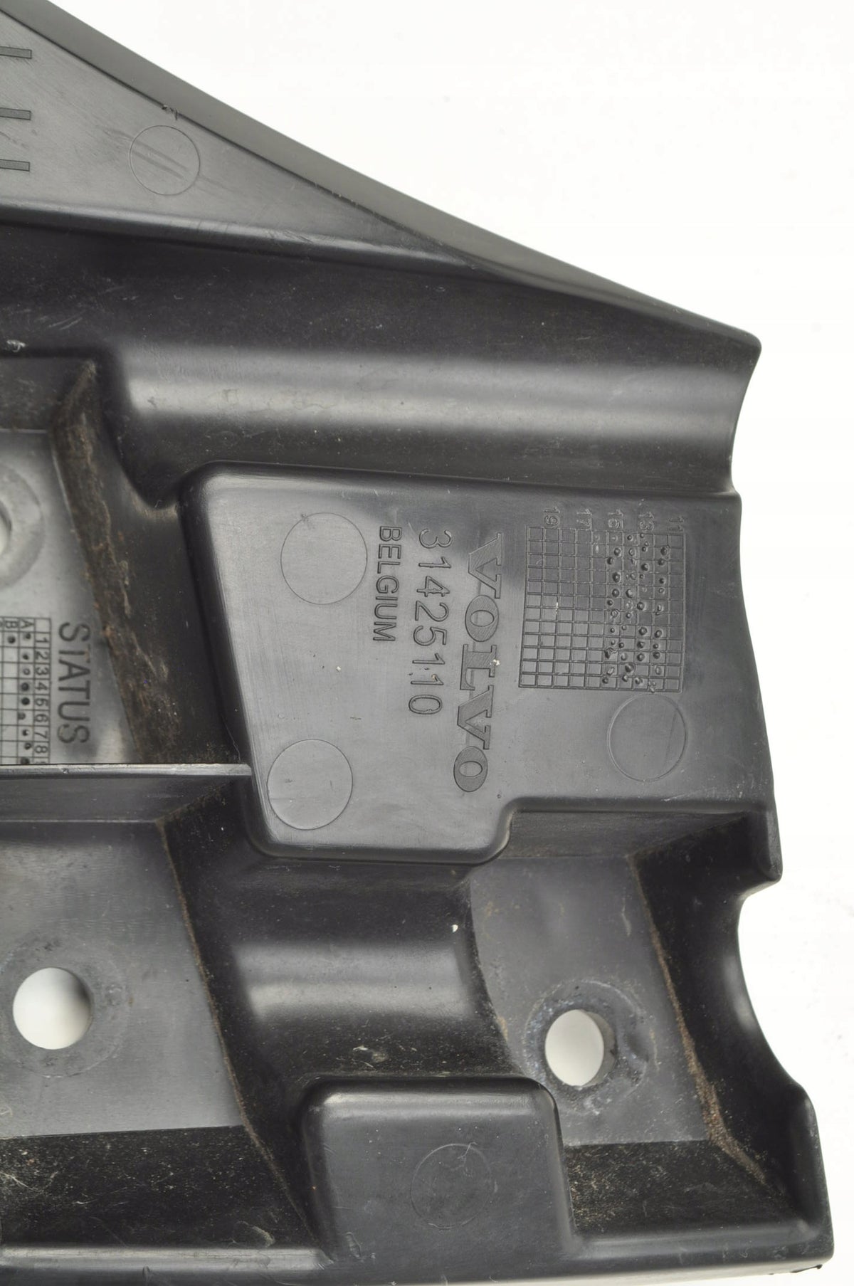 VOLVO V40 II BUMPER SLIDE LEFT FRONT 31425110 CROSS COUNTRY