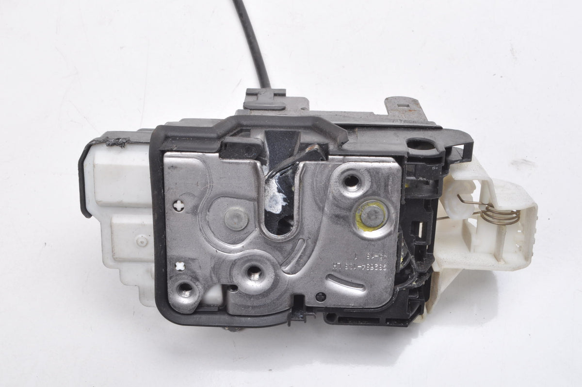 VOLVO V40 II DOOR LOCK LEFT FRONT UK 31391824