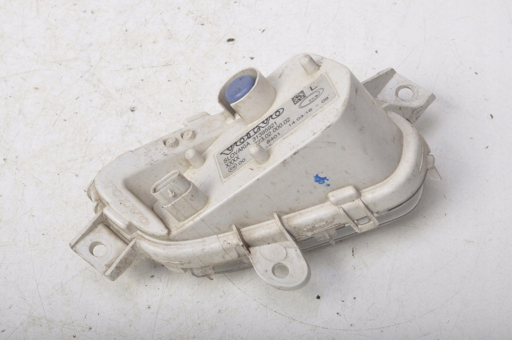 VOLVO V40 II HALOGEN LEFT LED LAMP 31395921