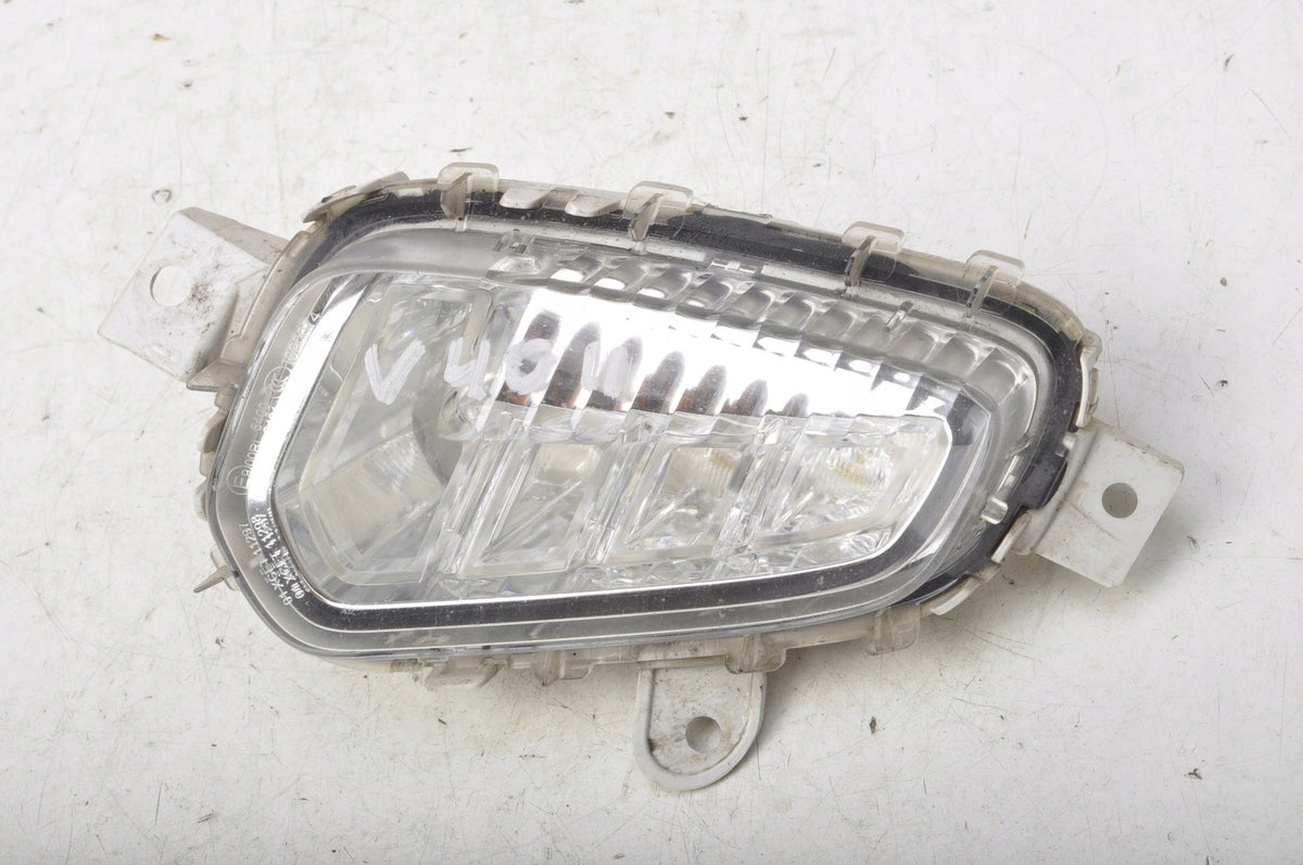 VOLVO V40 II HALOGEN LEFT LED LAMP 31395921