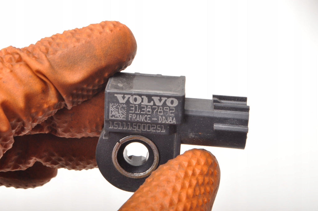 VOLVO V40 II IMPACT SENSOR 31387892