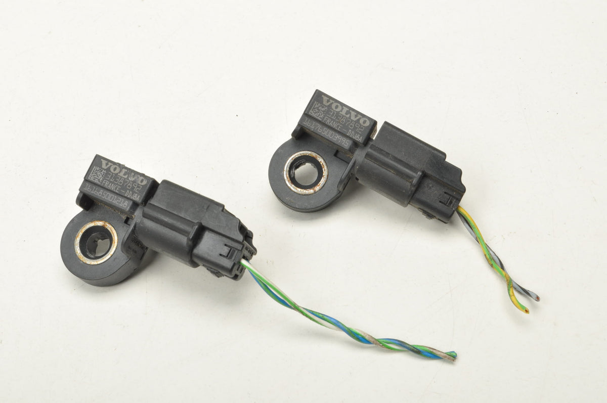 VOLVO V40 II IMPACT SENSOR PLUG 31387892