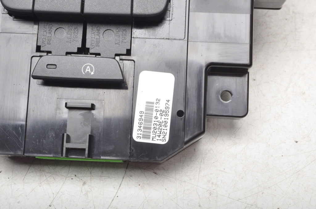 VOLVO V40 II PANEL AIR CONDITIONING SWITCH 31346949