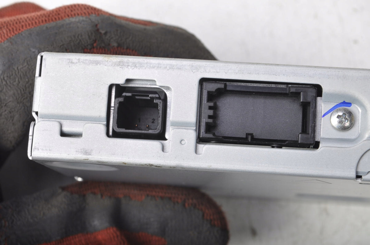 VOLVO V40 II RADIO AMPLIFIER 31450597