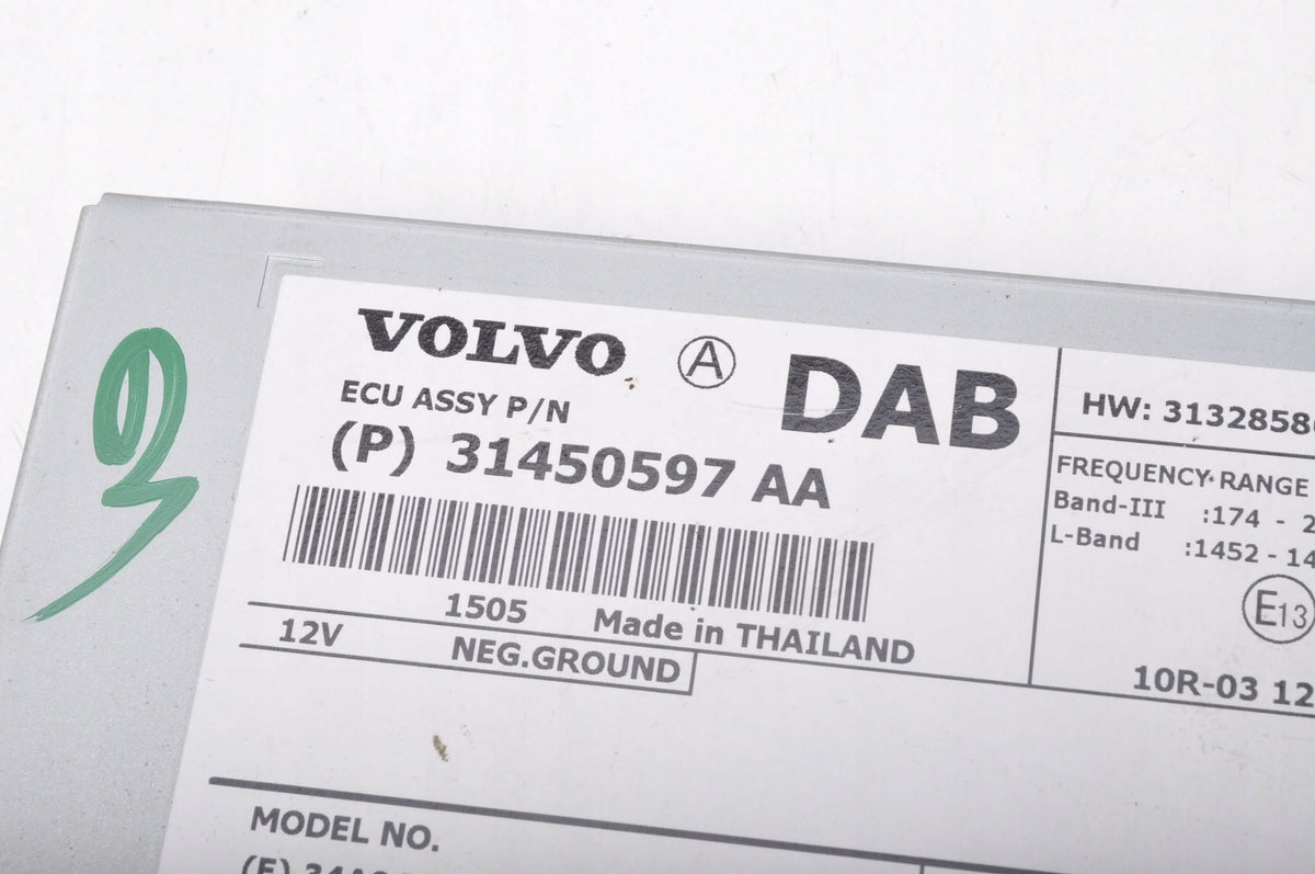 VOLVO V40 II RADIO AMPLIFIER 31450597