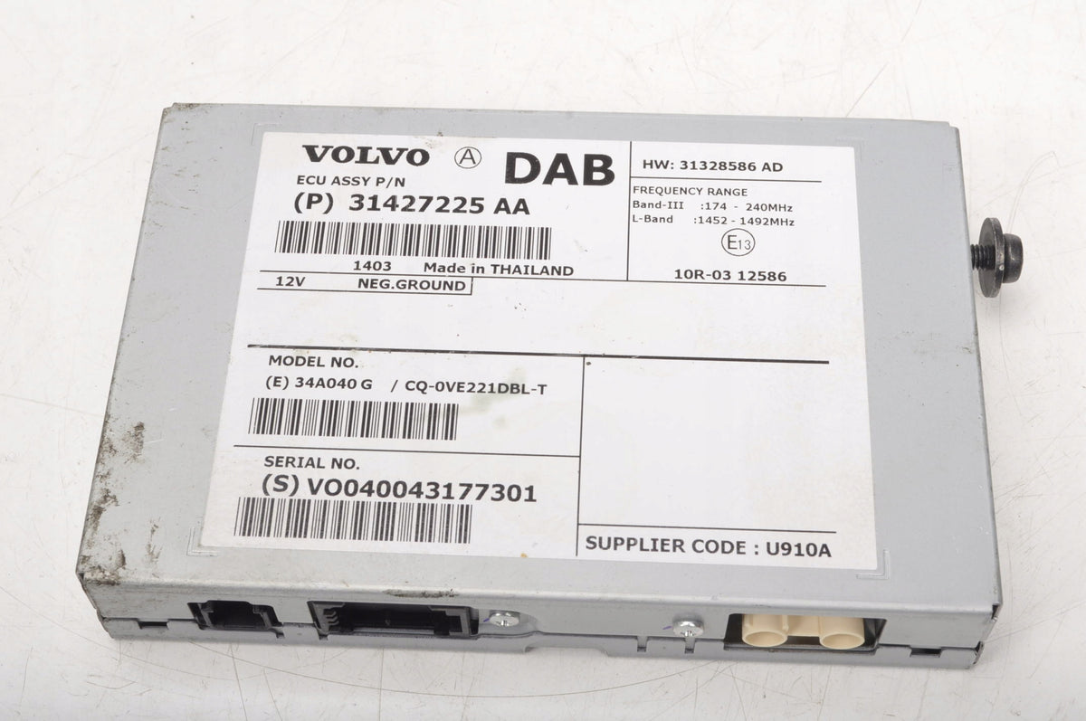 VOLVO V40 II RELAY MODULE DAB 31427225