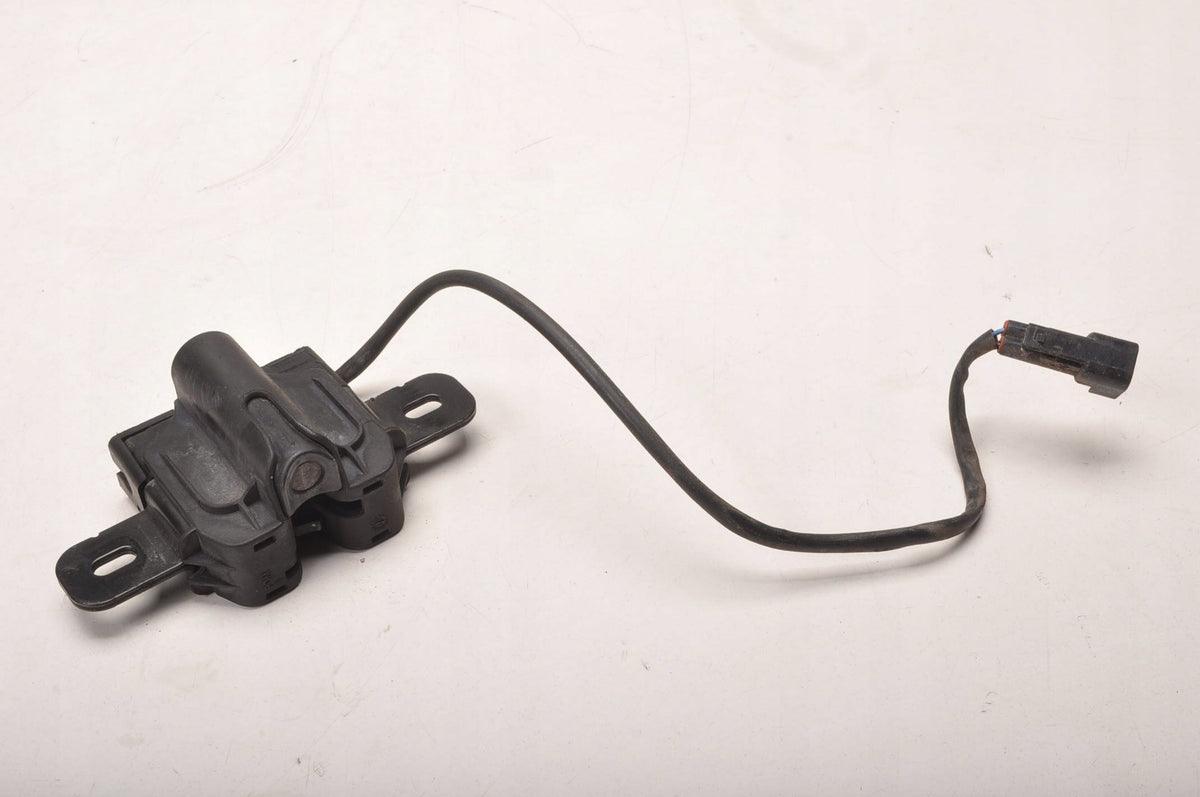 VOLVO V40 II S60 II V60 MASK LOCK 31371016