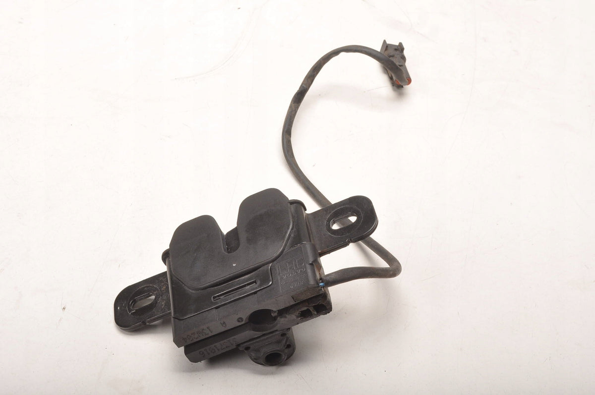 VOLVO V40 II S60 II V60 MASK LOCK 31371016