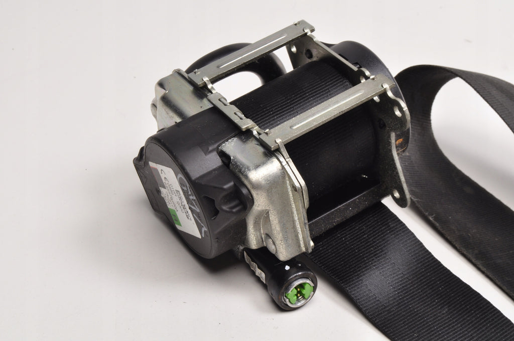 VOLVO V40 II SEAT BELT RIGHT FRONT 31484536