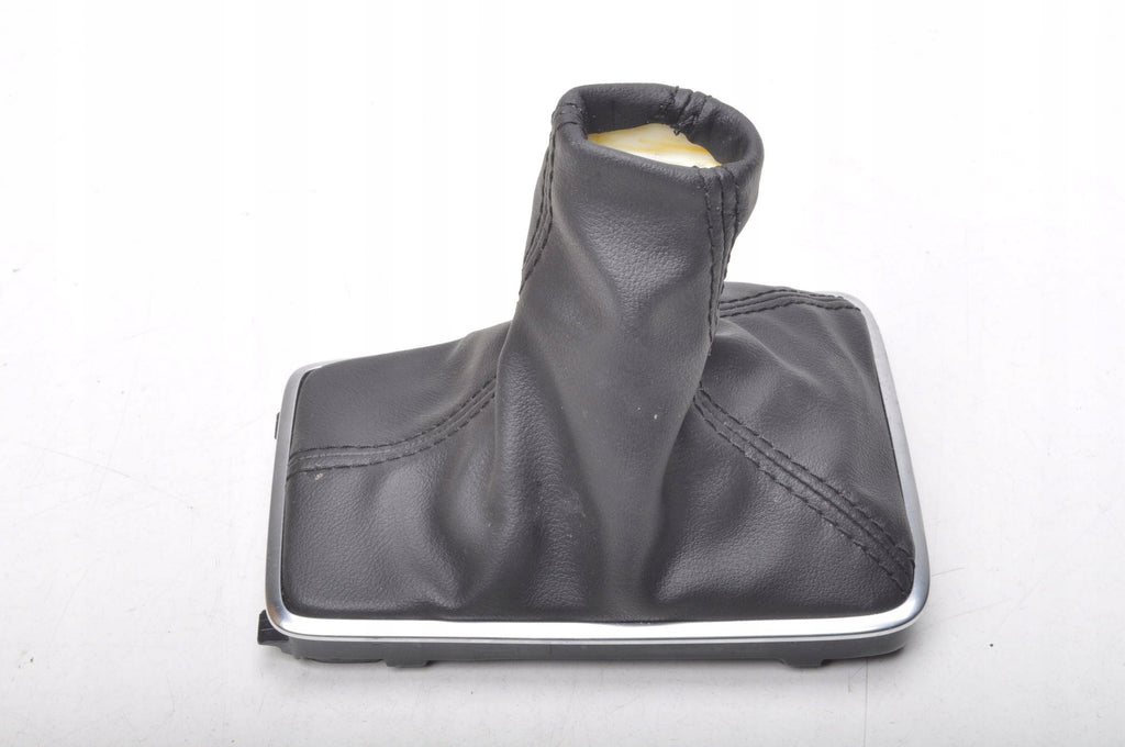 VOLVO V40 II SHIFT BELLOWS KNOB