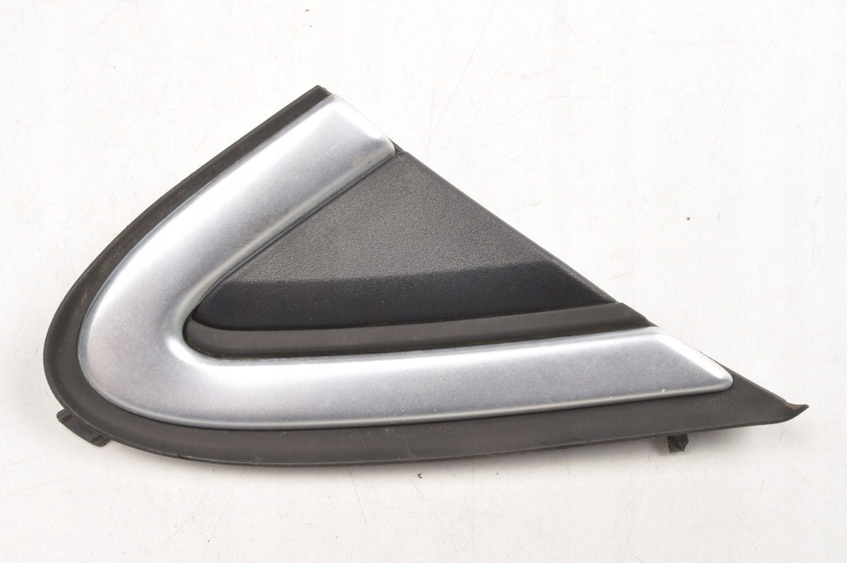 VOLVO V40 II TRIANGLE FENDER GUARD RIGHT 31416474 LIFT