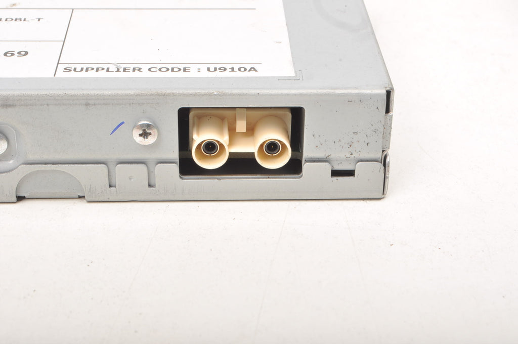 VOLVO V40 II XC60 AND V60 S60 ANTENNA AMPLIFIER 31667457