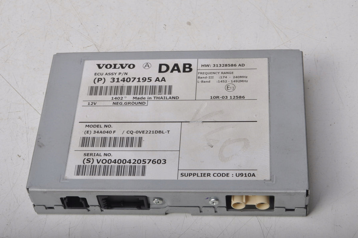 VOLVO V40 II XC60 S60 II V60 ANTENNA AMPLIFIER 31407195