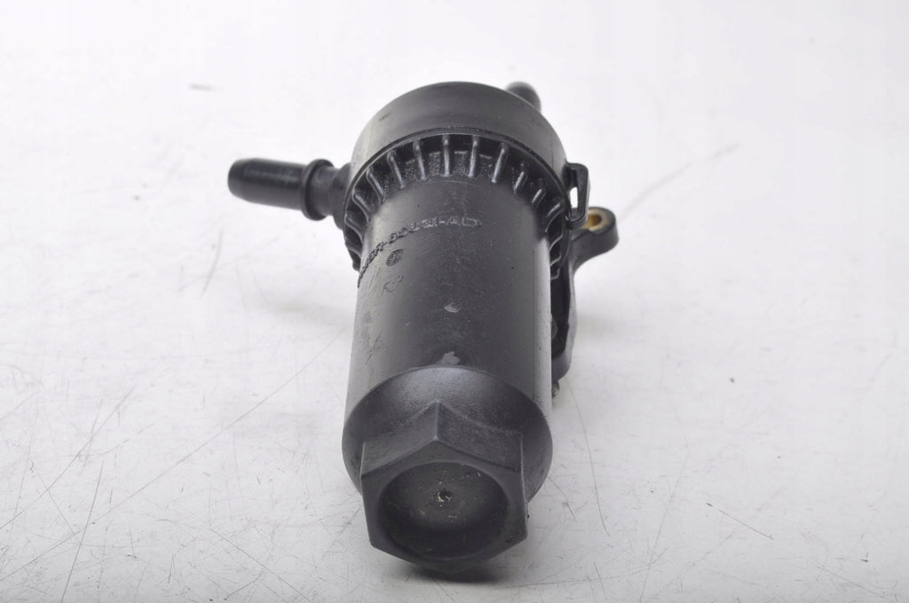 VOLVO V50 2.0 D OIL FILTER HOUSING 7M5R-7D104
