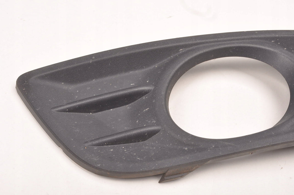 VOLVO V50 FRAME HALOGEN GRILLE RIGHT 31323408 LIFT
