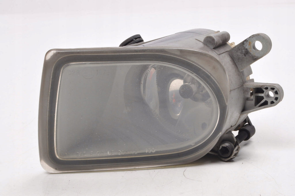 VOLVO V50 HALOGEN LEFT FOG LAMP 30698629