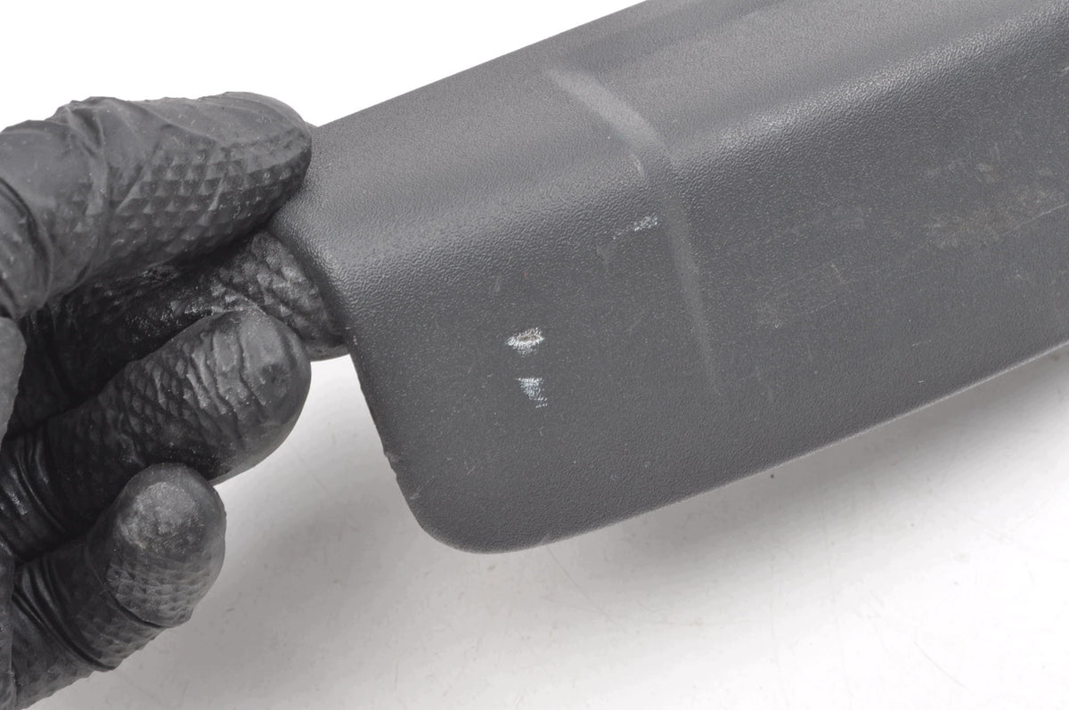 VOLVO V50 HEADLINER UPHOLSTERY MOUNT 08663510