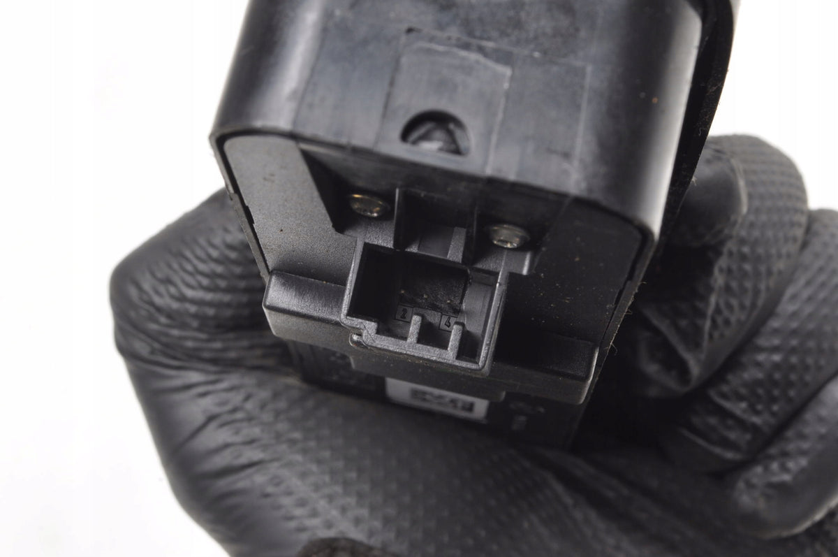 VOLVO V50 PANEL WINDOW SWITCH 31295121AA LIFT