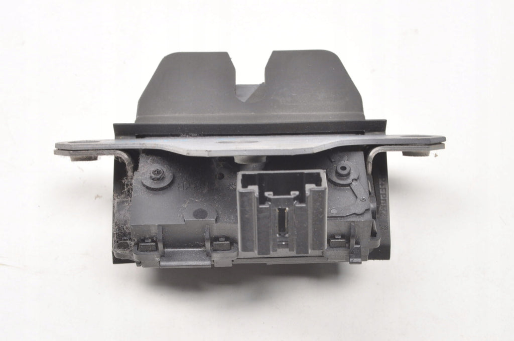 VOLVO V50 STATION WAGON LIFT TAILGATE LOCK 31335047 4PINS