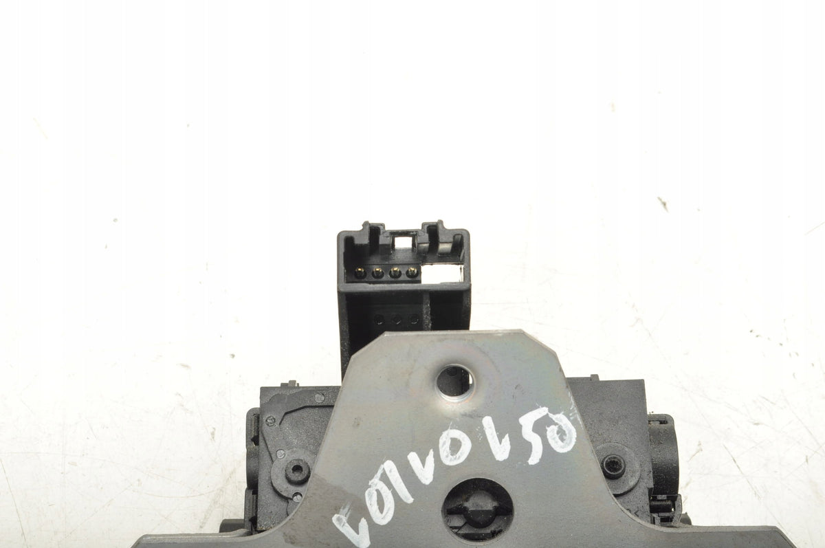 VOLVO V50 TAILGATE LOCK 31335047