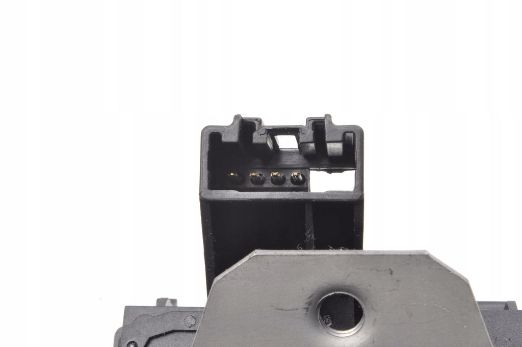 VOLVO V50 TAILGATE LOCK 31335047
