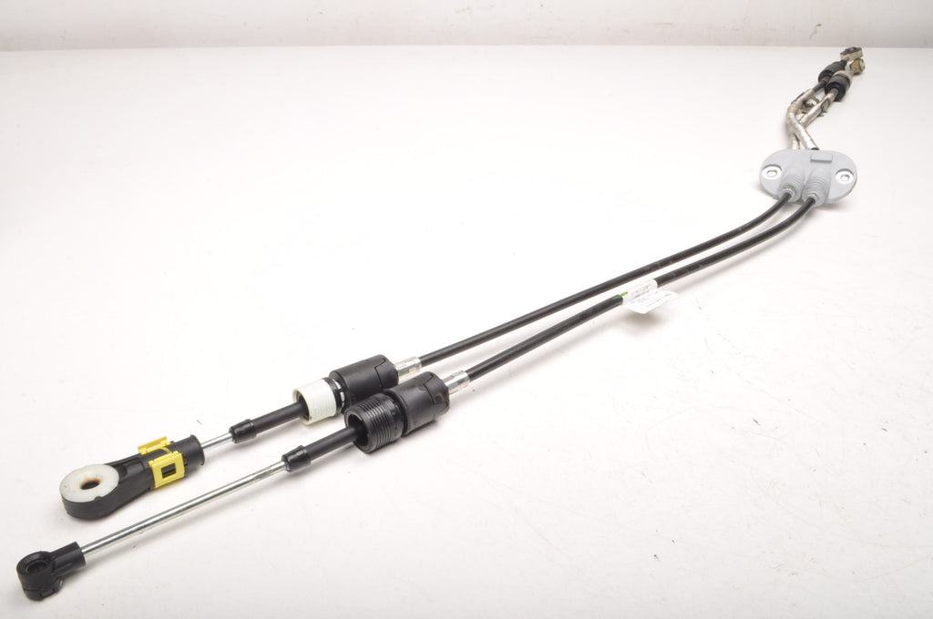 VOLVO V60 II 2.0 D3 SHIFT CABLES 31492743