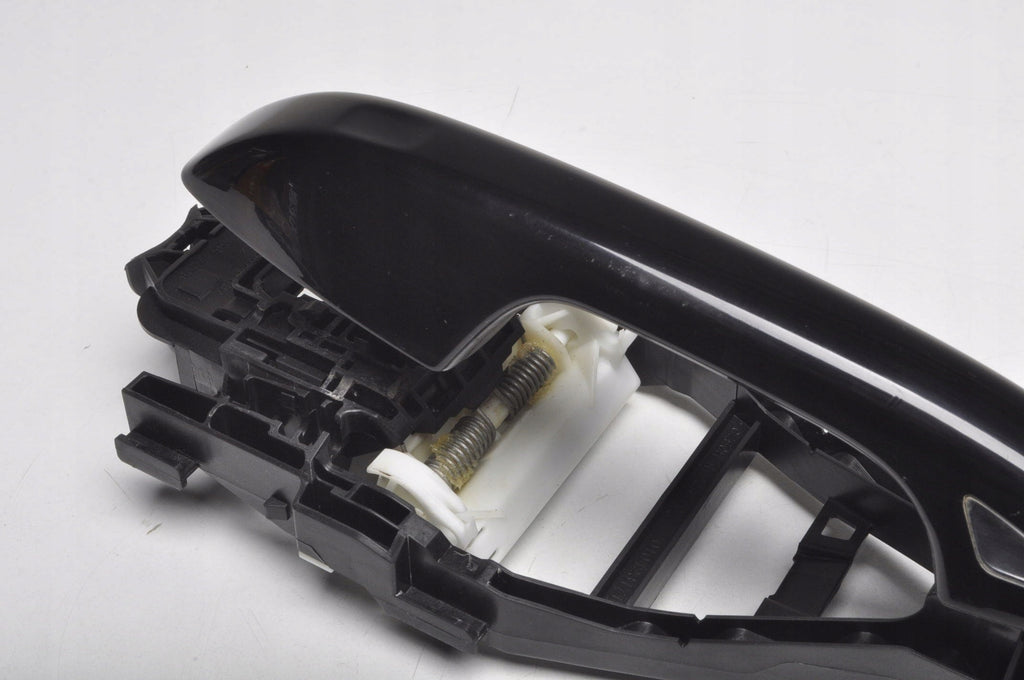 VOLVO V60 II DOOR HANDLE EXTERIOR RIGHT FRONT