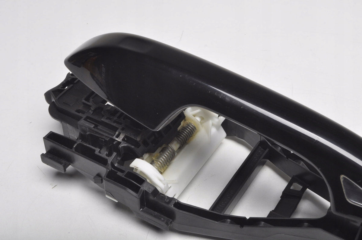 VOLVO V60 II DOOR HANDLE EXTERIOR RIGHT FRONT