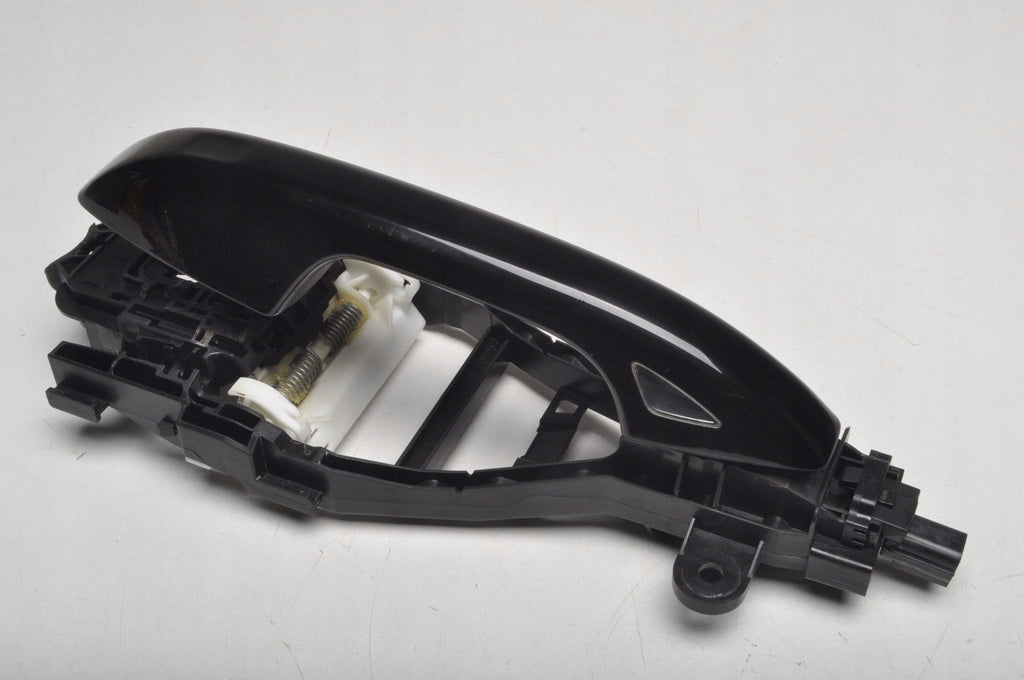 VOLVO V60 II DOOR HANDLE EXTERIOR RIGHT FRONT