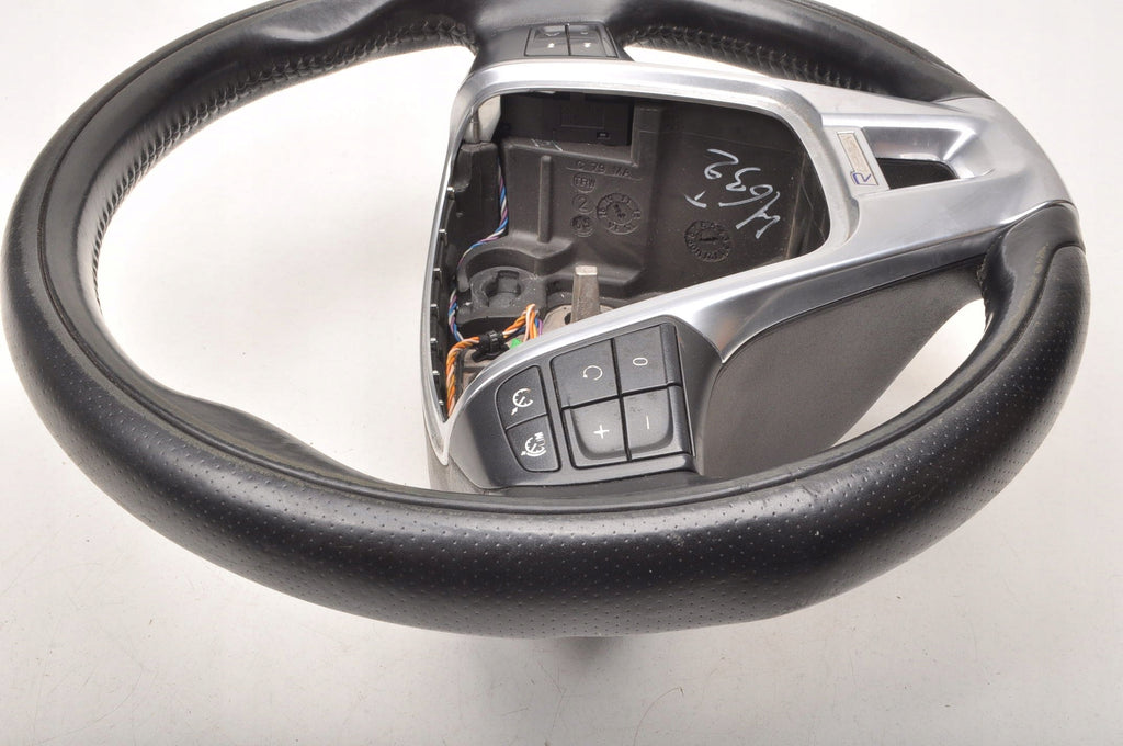 VOLVO V60 MULTIFUNCTION LEATHER STEERING WHEEL