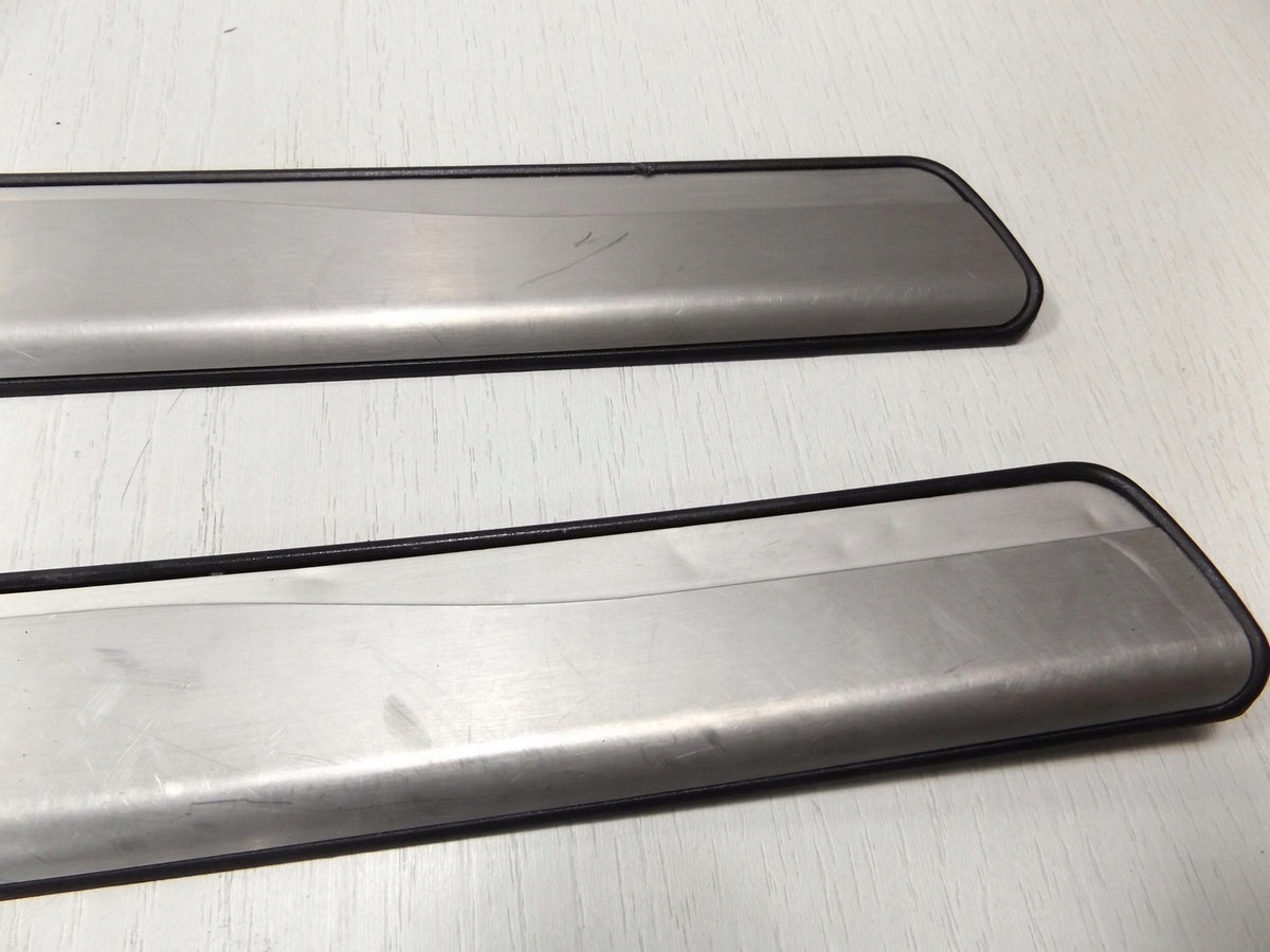 VOLVO V60 R-DESIGN THRESHOLD STRIPS FRONT SET