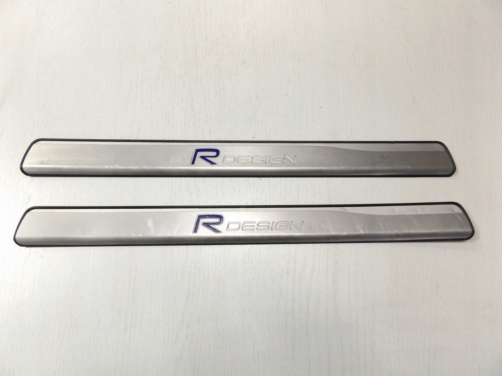 VOLVO V60 R-DESIGN THRESHOLD STRIPS FRONT SET