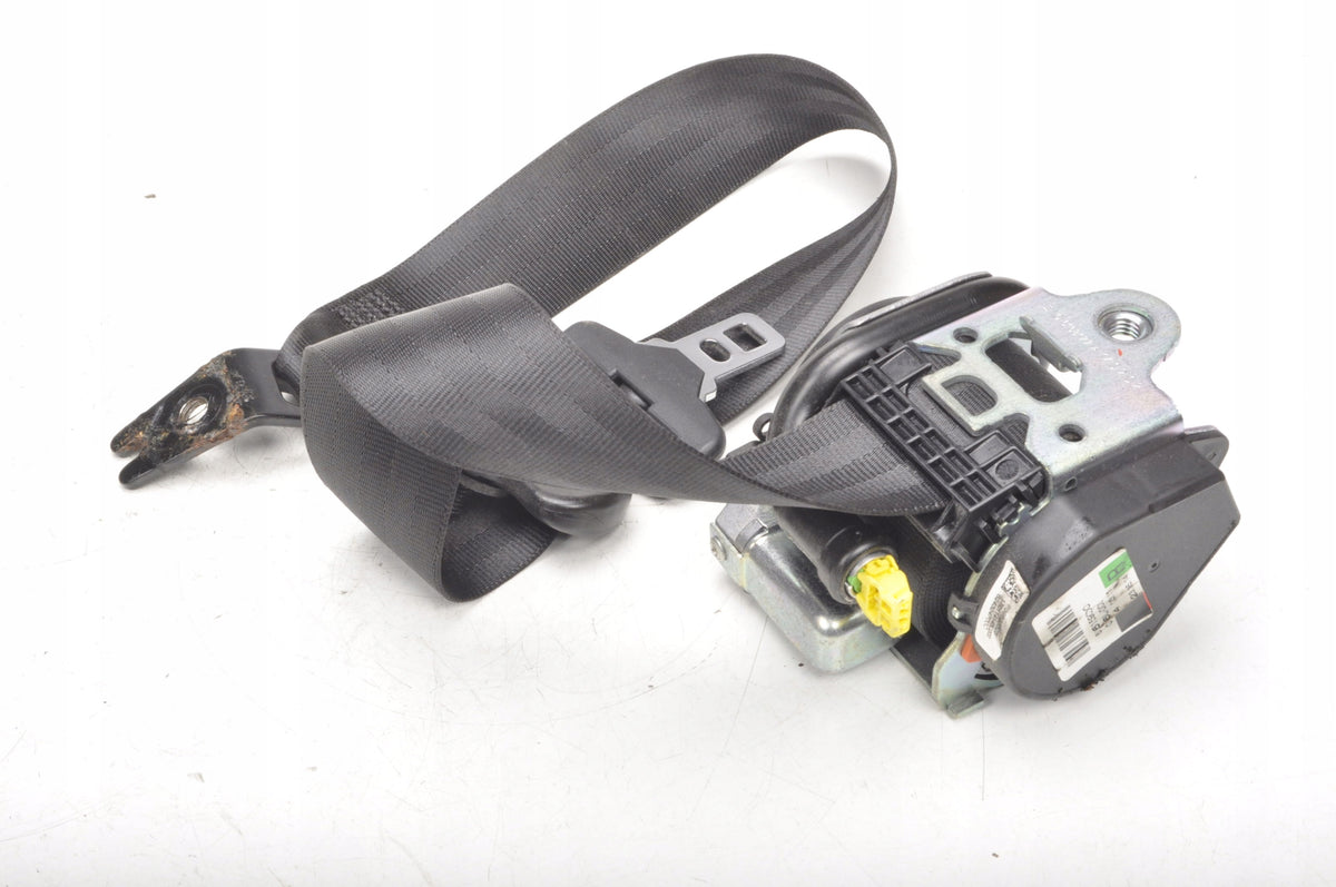 VOLVO V60 SEAT BELT RIGHT FRONT 616159000