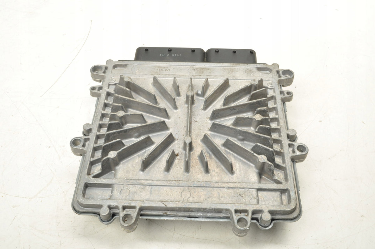 VOLVO V60 XC60 I 2.4 D5 220KM COMPUTER ENGINE DRIVER 31392982