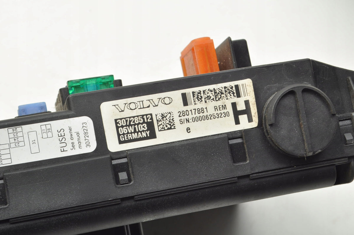 VOLVO V70 II S60 AND XC70 BOX MODULE REM 30728512