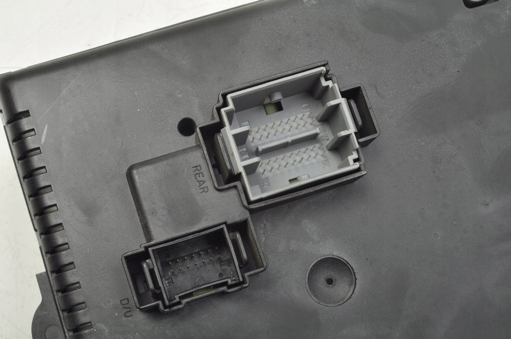 VOLVO V70 II S60 AND XC70 BOX MODULE REM 30728512