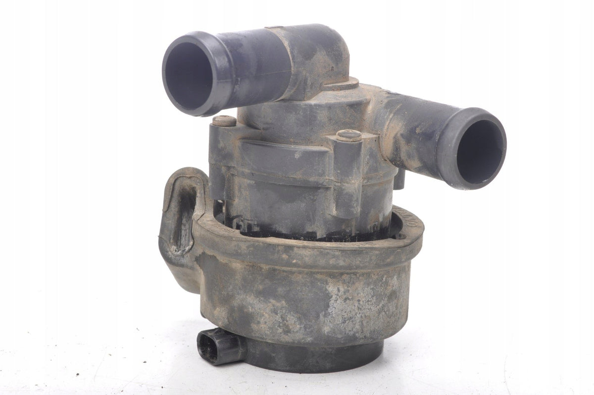 VOLVO V70 III 2.0 D3 D4 WATER PUMP 1319710