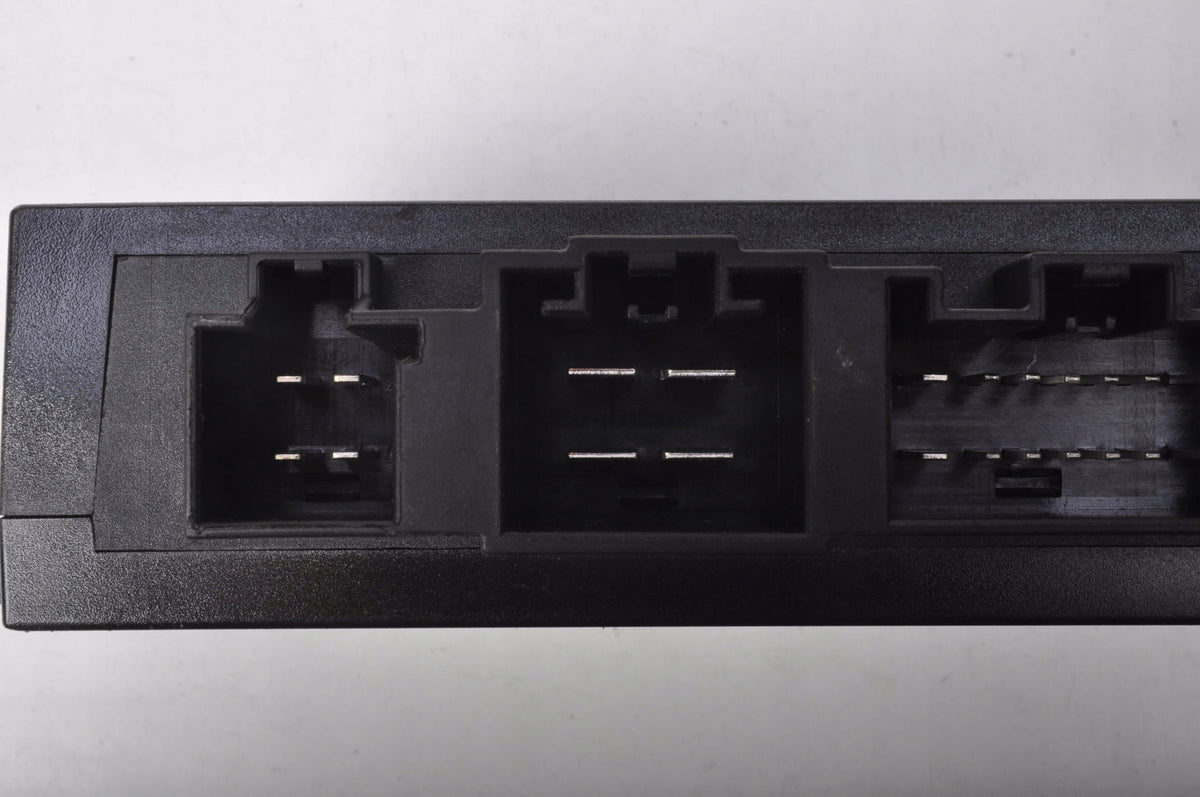 VOLVO V70 III FLAP DRIVER MODULE 31217840AA