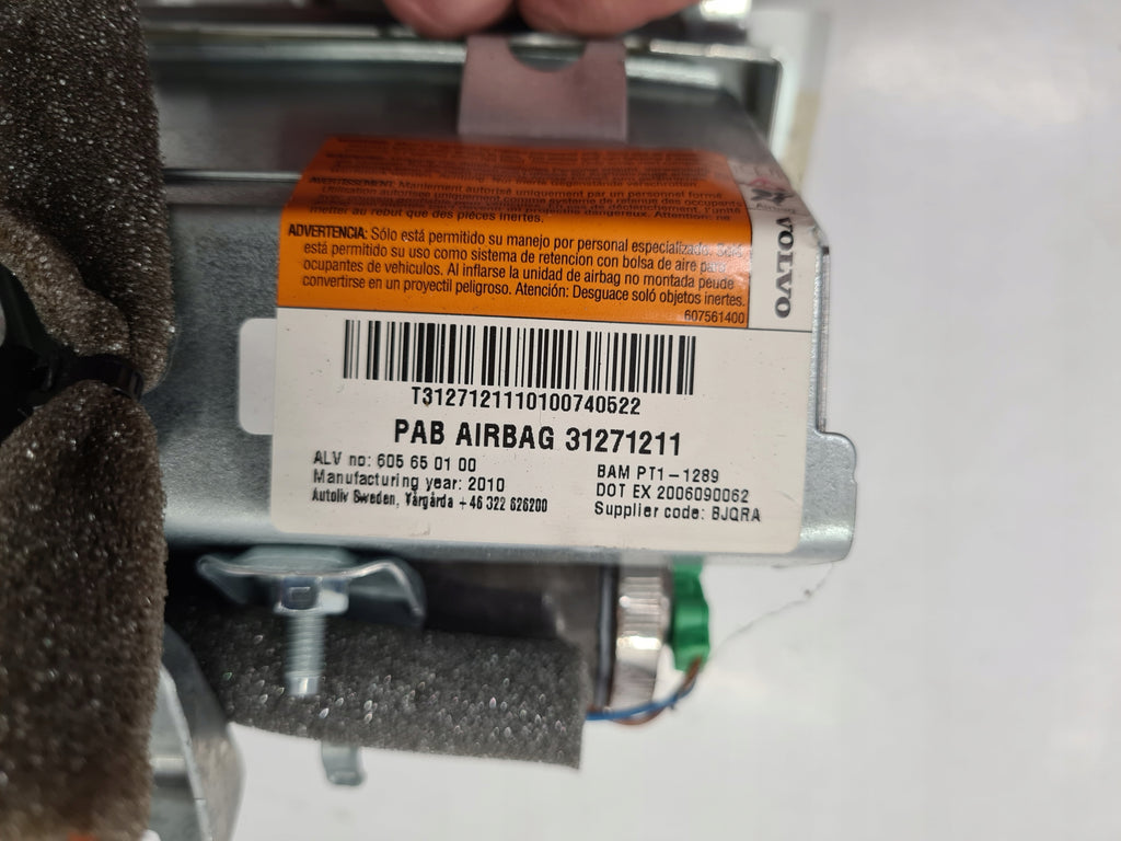VOLVO V70 III PASSENGER AIRBAG 31271211