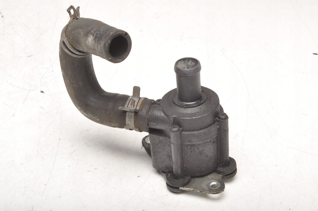 VOLVO V70 III S80 II 2.0 D4 181 KM WATER PUMP 31338211
