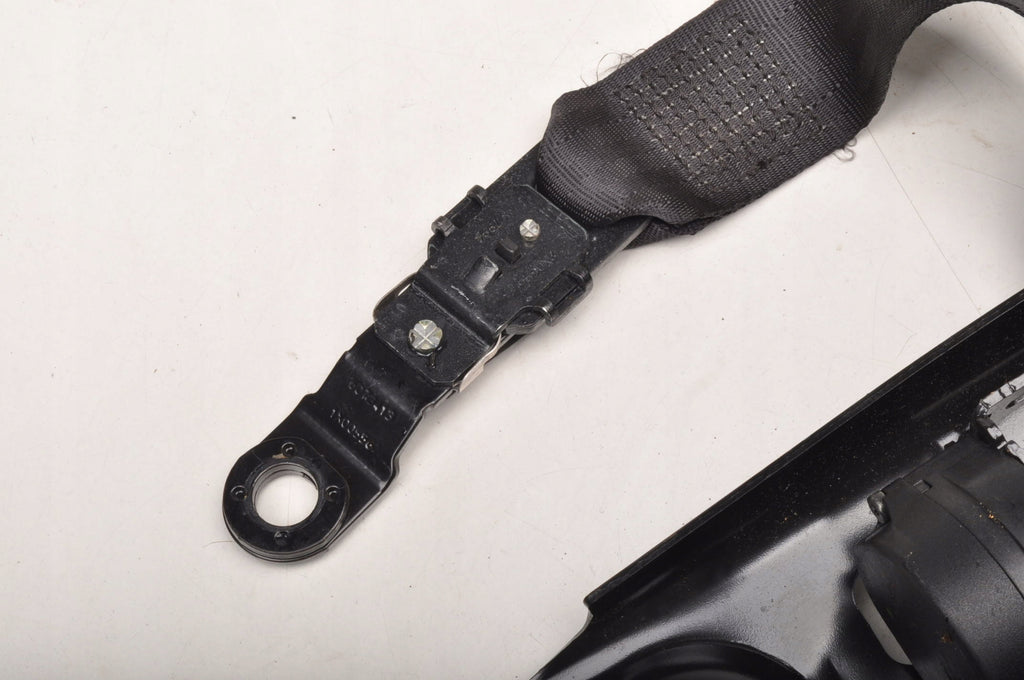 VOLVO V70 III S80 II SEAT BELT RIGHT FRONT 39806015