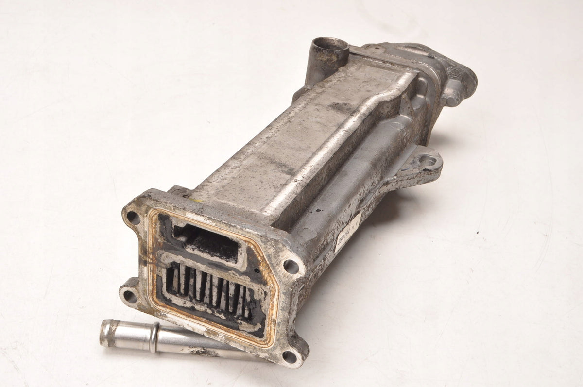 VOLVO V70 III S80 II XC60 AND 2.4 D5 205KM EXHAUST GAS COOLER 31325030