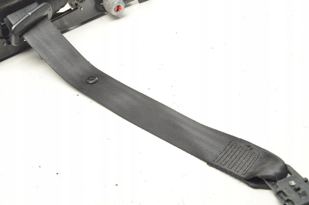 VOLVO V70 III S80 XC70 SEAT BELT RIGHT FRONT 39818796
