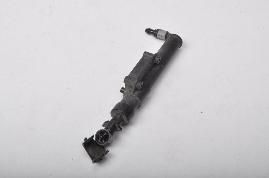 VOLVO V70 III WASHER PUMP RIGHT 31294175