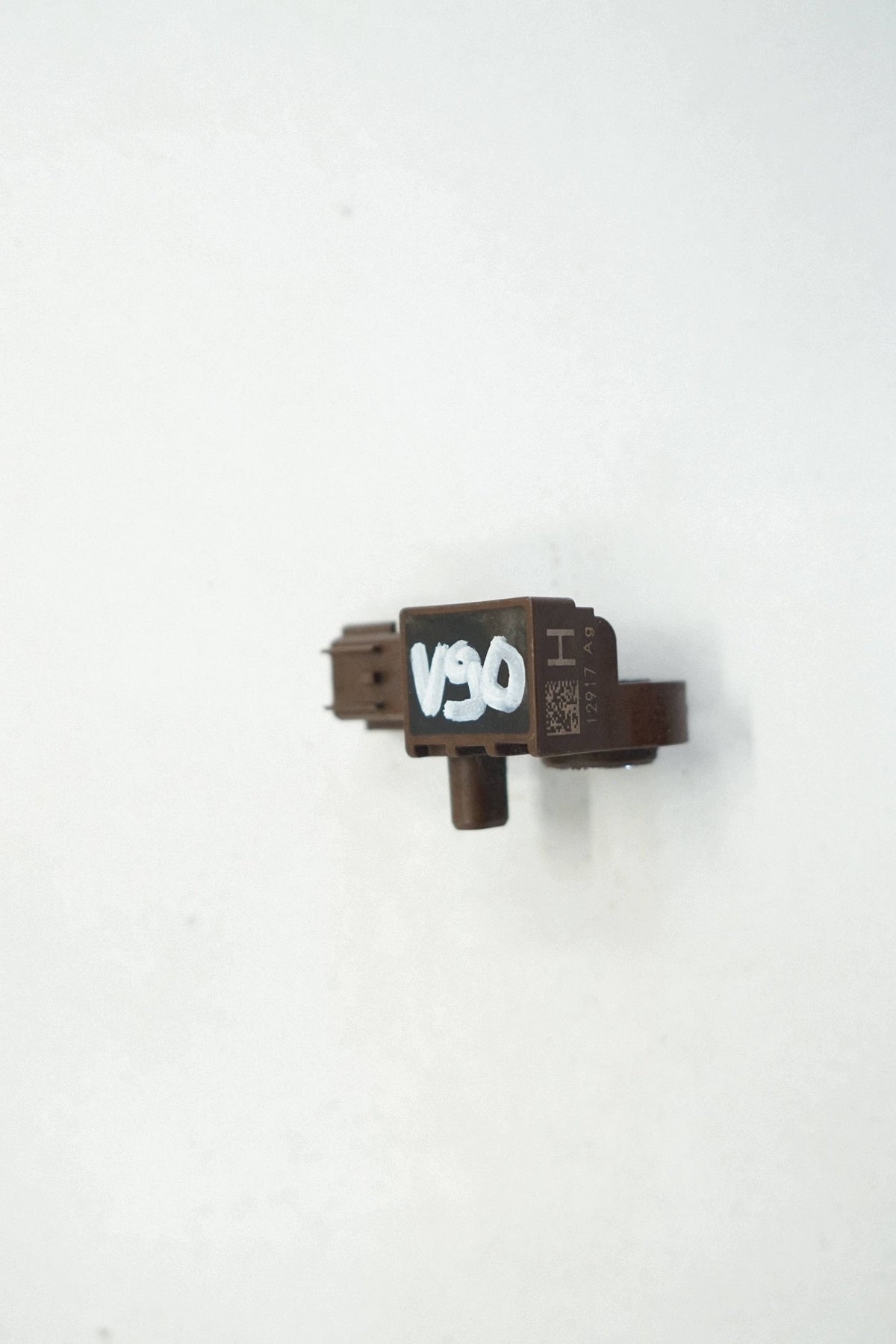 VOLVO V90 18R IMPACT SENSOR 31451530